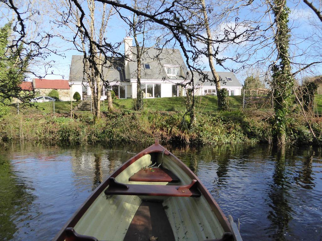 Camillaun Lodge With Lough Corrib Boat Hire Oughterard Exterior foto